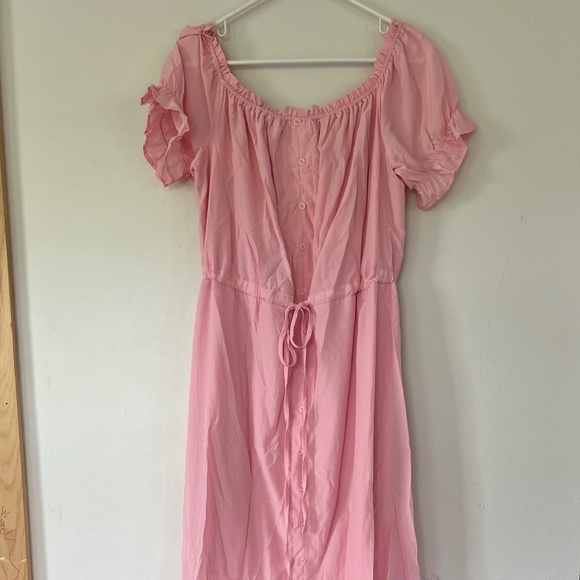 ☀Beautiful NWOT Off Shoulder High Low Ruffle Dress - Picture 1 of 14